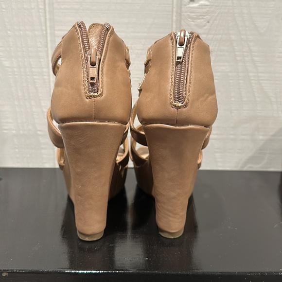 Top Moda Wedge - Picture 3 of 8